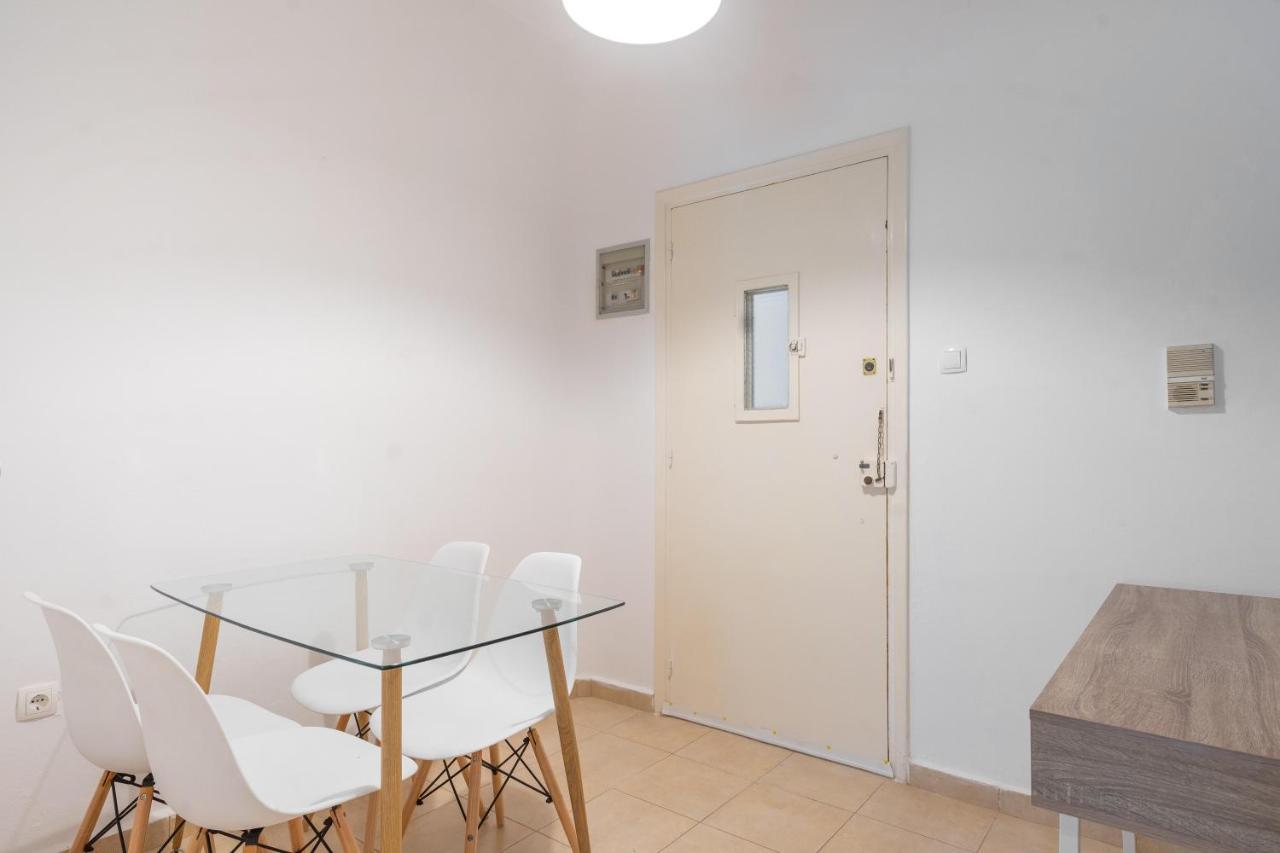 Apartment 1Km From Acropolis Filoppapou Hill Athen Eksteriør billede
